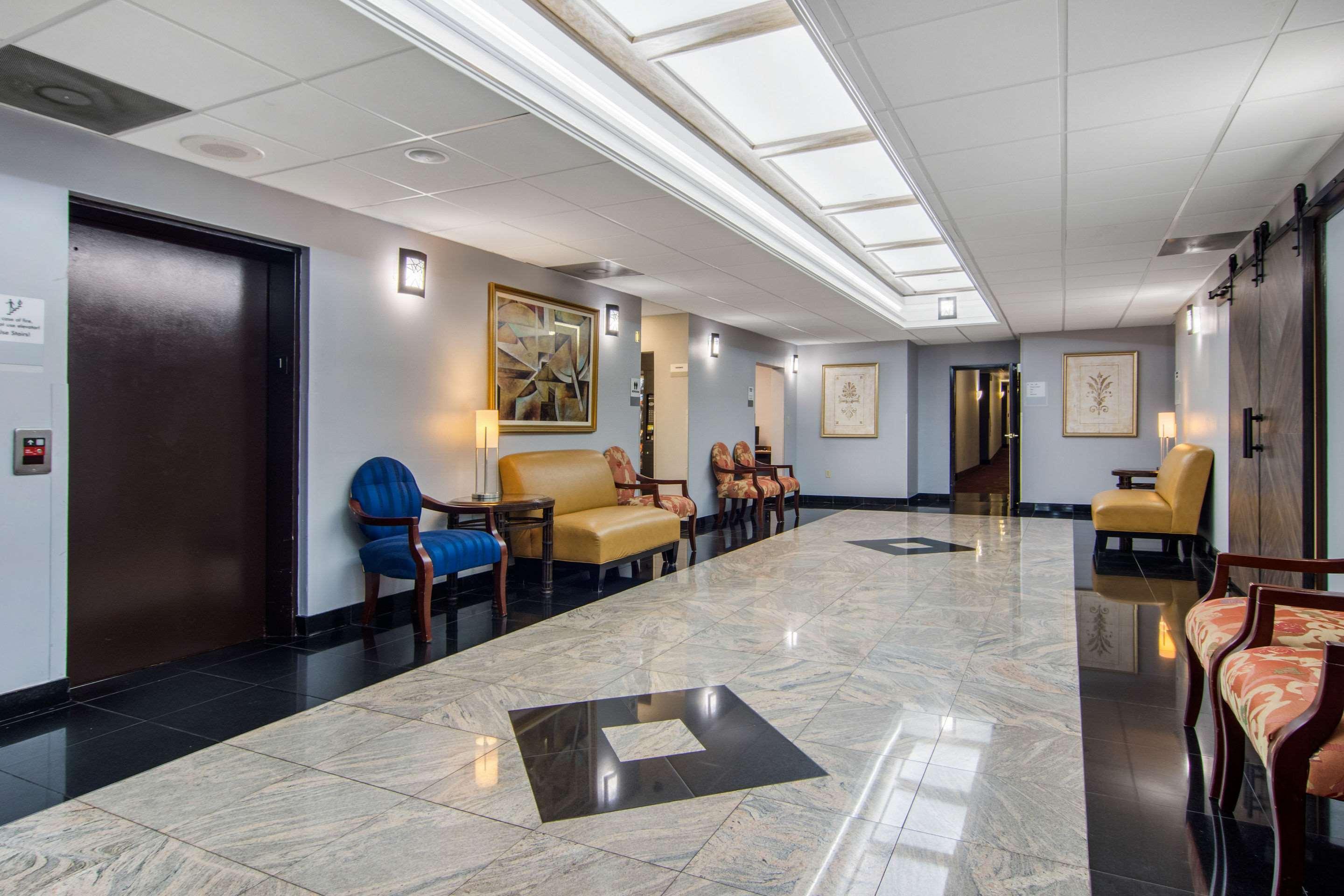 Spark By Hilton Duluth Bagian luar foto