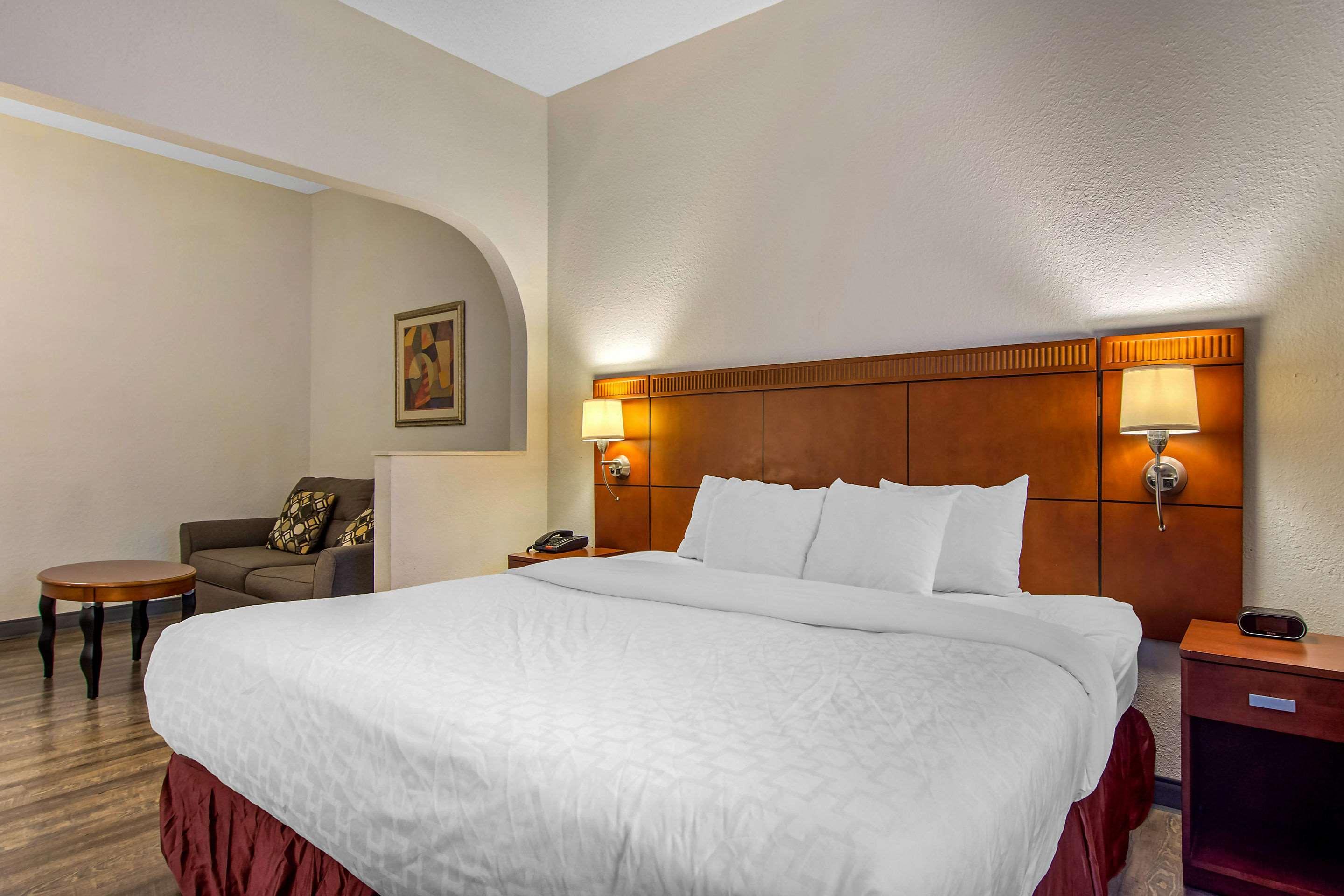 Spark By Hilton Duluth Bagian luar foto