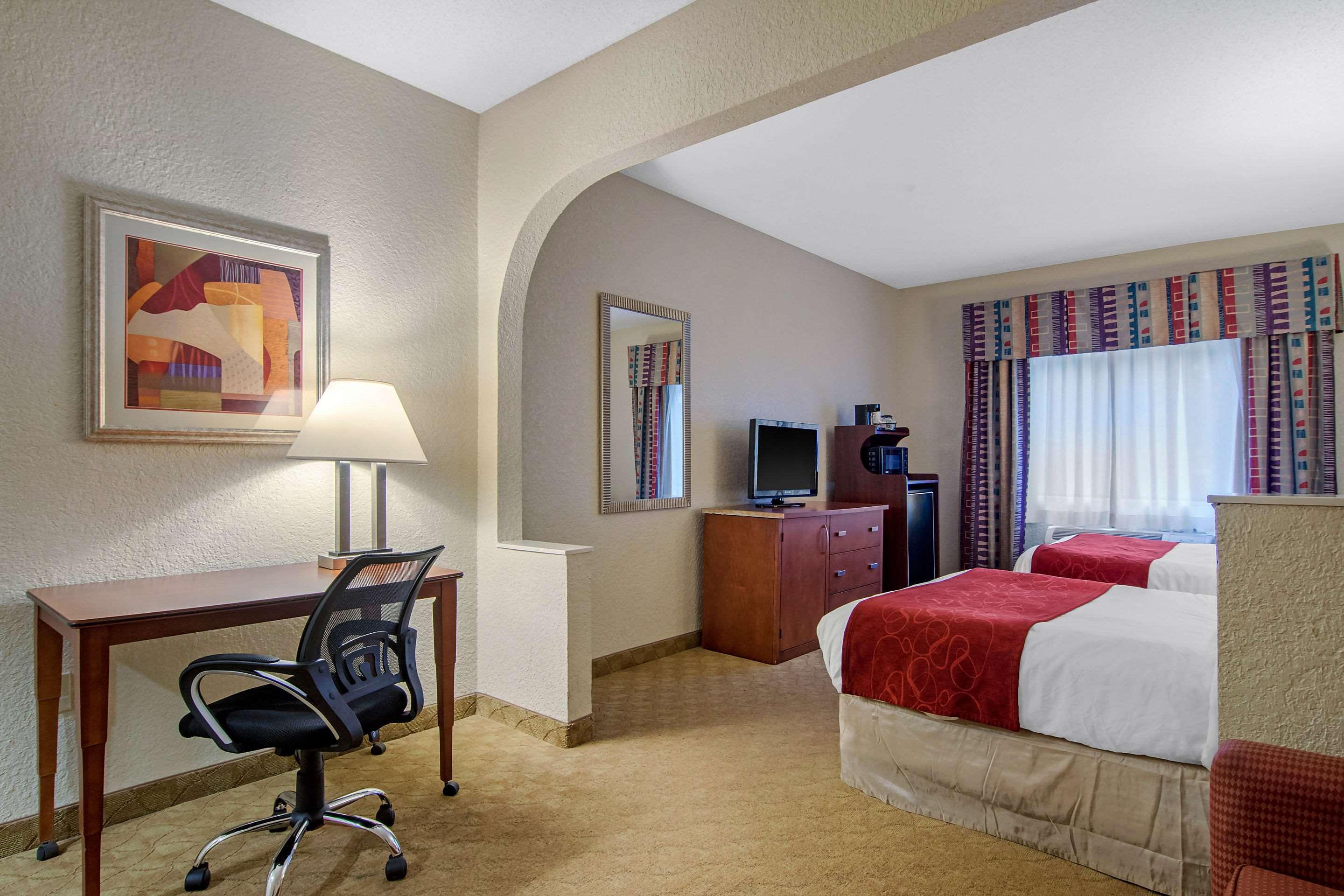 Spark By Hilton Duluth Bagian luar foto