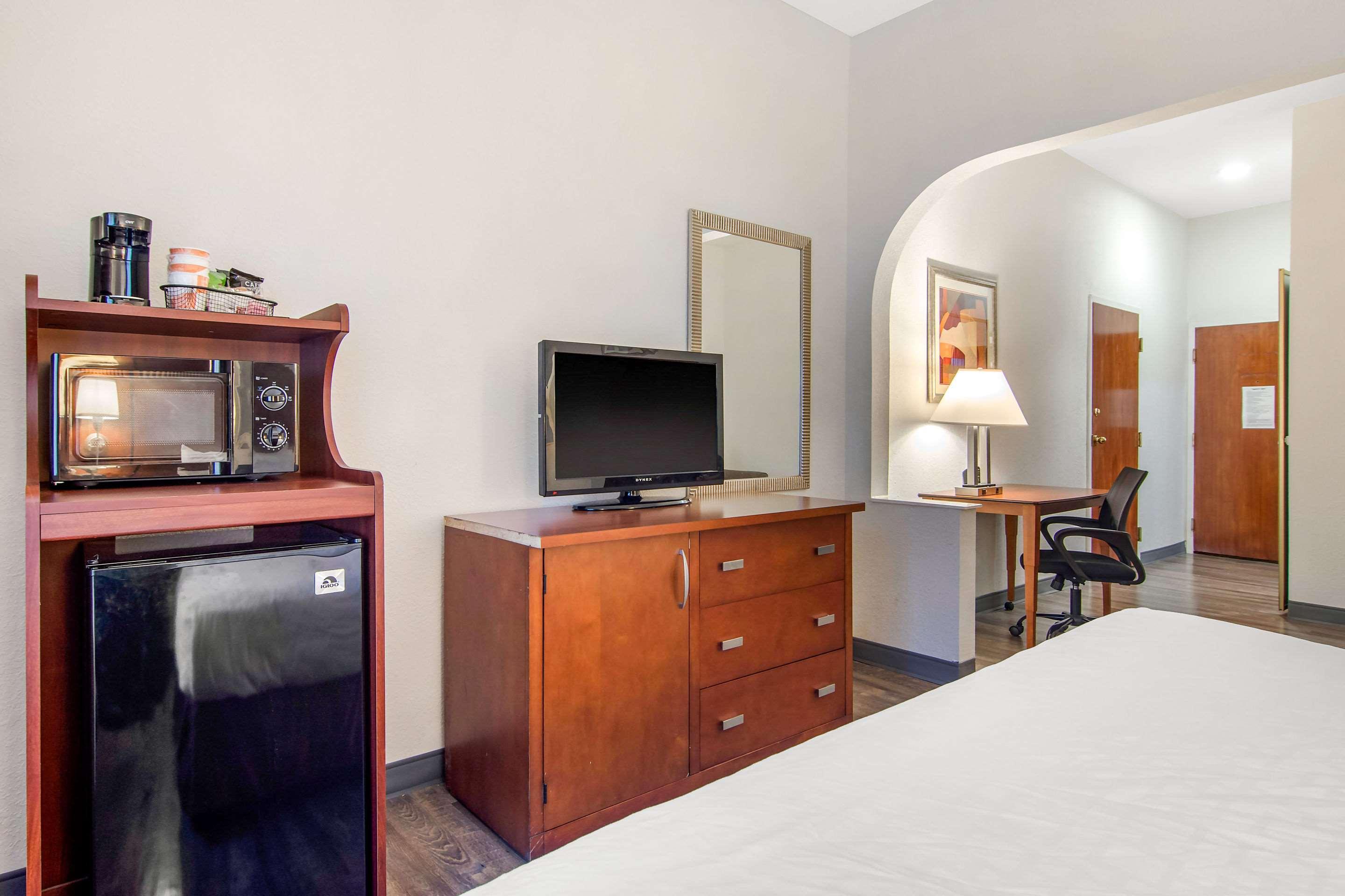 Spark By Hilton Duluth Bagian luar foto
