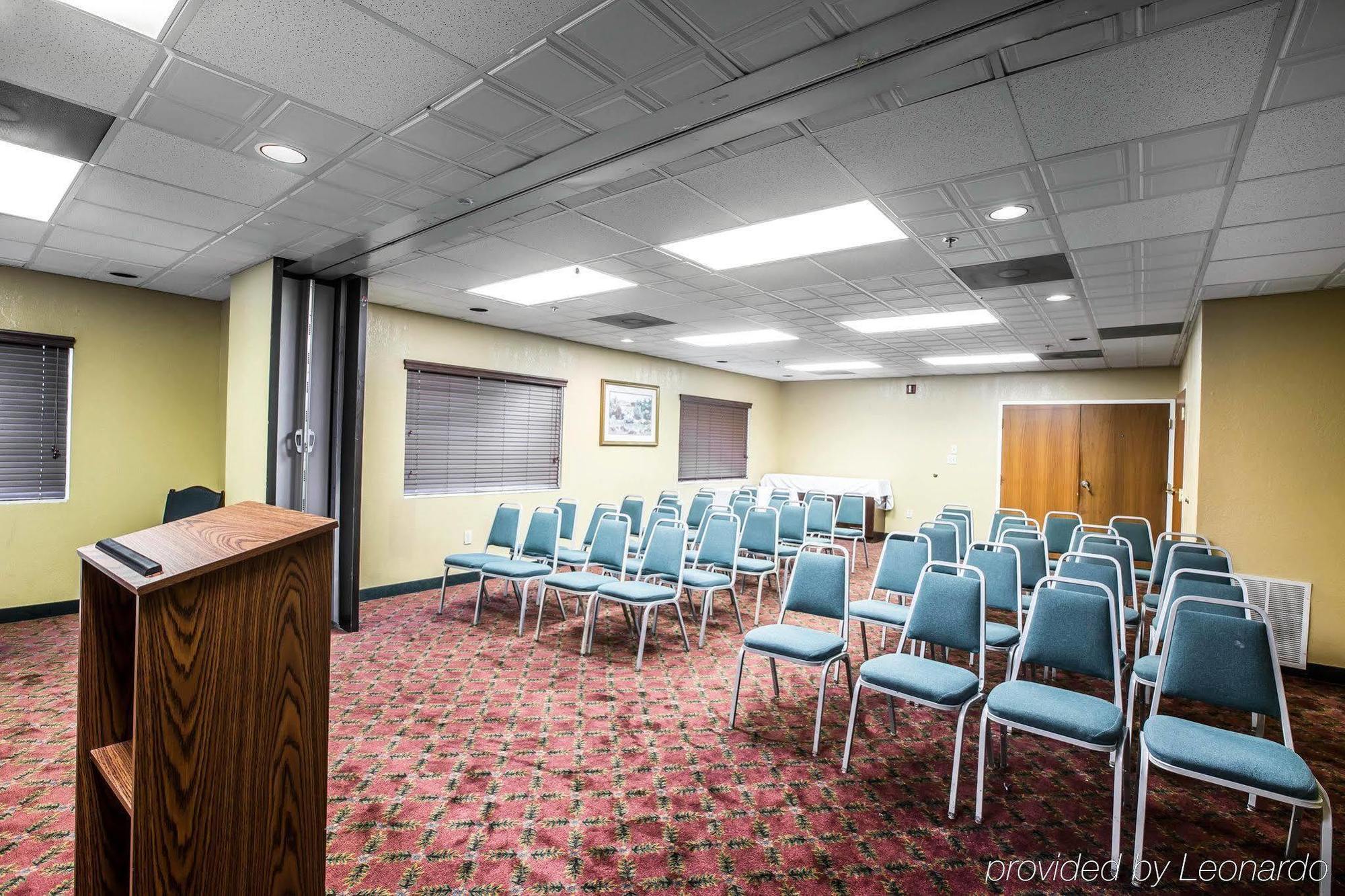 Spark By Hilton Duluth Bagian luar foto